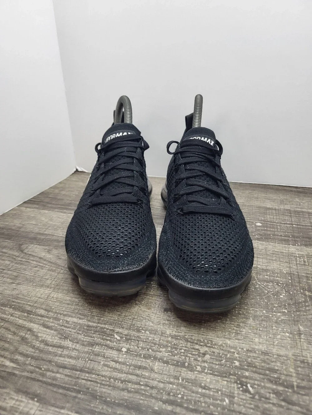 Nike Air Vapormax Flyknit 2 Women's Size 7 Black White Running Shoes 942843-001